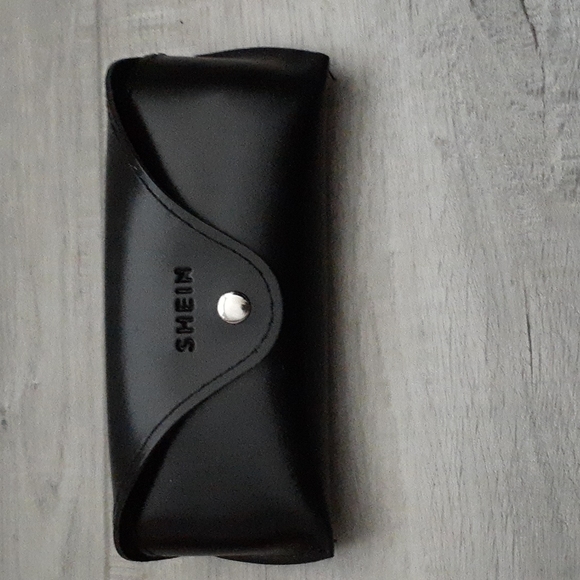 SHEIN Accessories - Excellent condition black shein sunglasses case